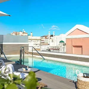 https://vincci-molviedro-suites-apartments.es-andalucia.com